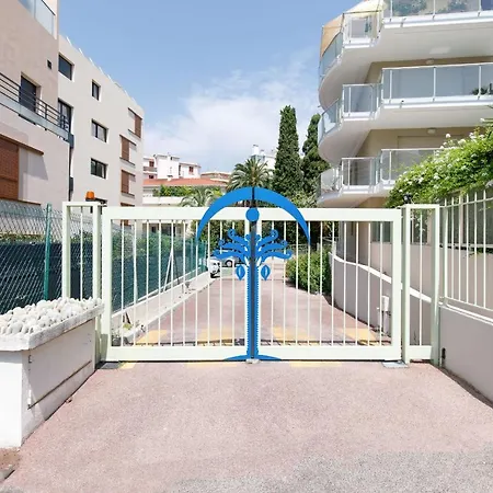 Balivia Furnished Flat * Antibes